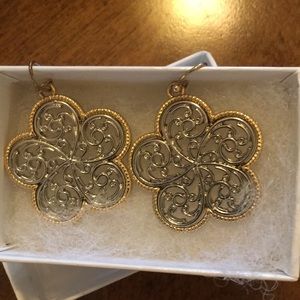 Tri color filigree earrings